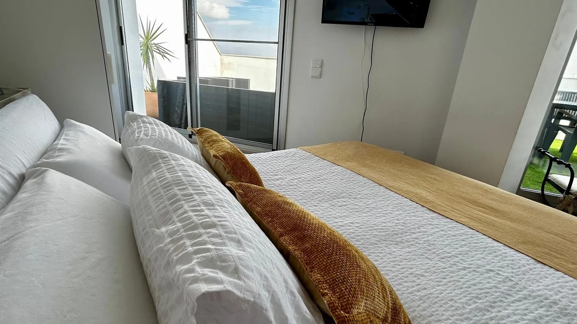 شقة Lo Balconet Del Delta. Atic-Duplex Vacacional. أمبوستا 0*,